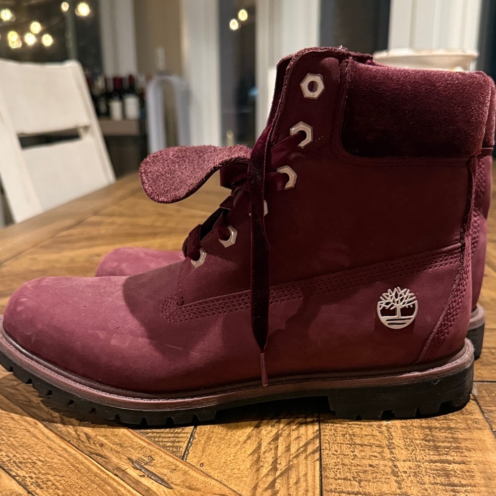 Timberland Women's Dark burgundy Combat Boots